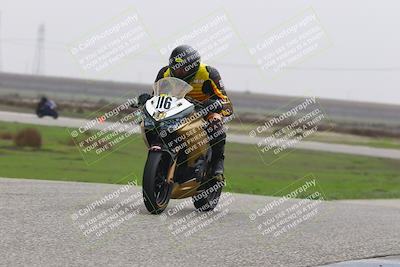 media/Nov-30-2025-TrackDaz (Sun) [[d8b22663df]]/B Group/Session 5 (Wheelie Bump)/